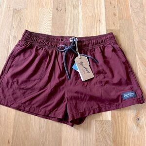 NEW!! Women’s Duck Camp- Scout Shorts. Size Medium
